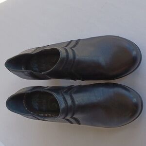 Dansko Banks Leather Ankle Boots Bootie Heel SZ 40 US 9.5-10 Black